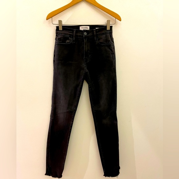 Frame Denim Denim - NWOT Frame Le High Skinny de Jeanne in Black Wash, 25